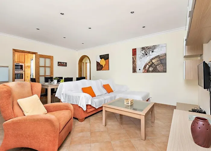 Evelyn By Select Alaior